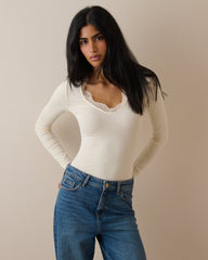Krem Scalloped Dantel Detaylı Modal Kumaş Rich Bluz