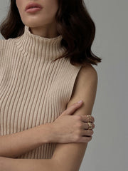 Minimalist Balıkçı Yaka Kaburgalı Atlet