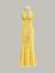 Halter Yaka Çiçekli Dantel Elbise