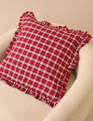 Kırmızı Ekoseli Fırfırlı Kenarlı Cushion Cover