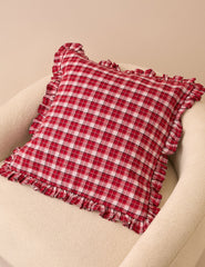 Kırmızı Ekoseli Fırfırlı Kenarlı Cushion Cover