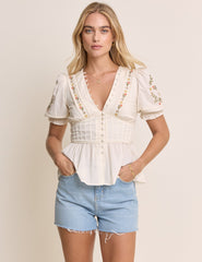 Beyaz İşlemeli Balon Kollu Peplum Bluz