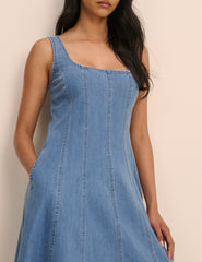 Orta Ton Yıkamalı Denim Rowe Midi Boy Elbise