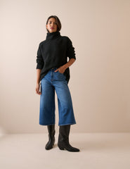 Orta Mavi Denim Esnek Bol Kesim Kapri Pantolon