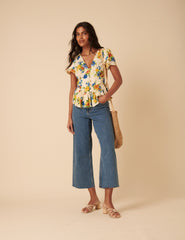 Beyaz Çiçek Desenli Peplum Bluz