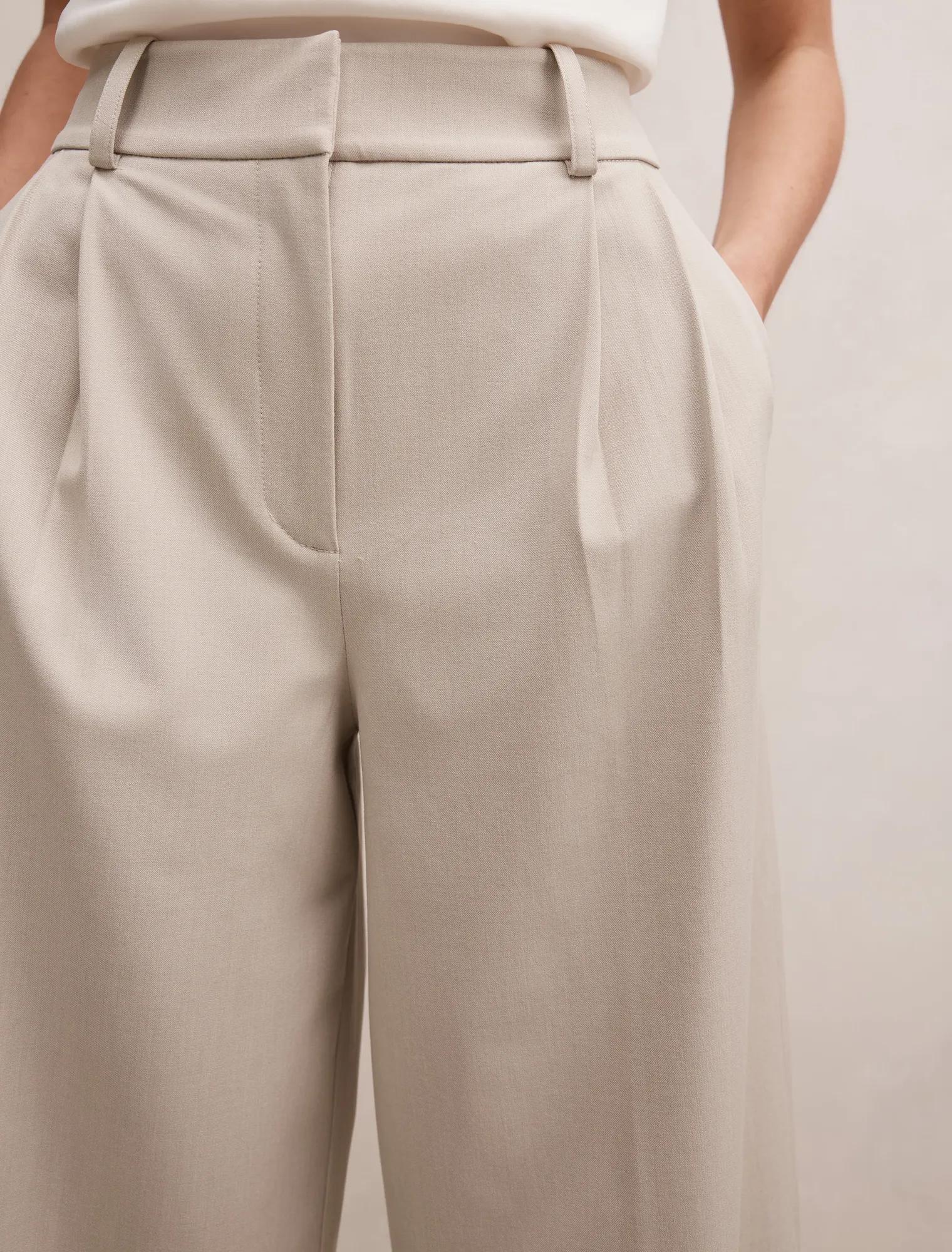 Etta Pileli Geniş Paça Pantolon Kırçıllı Bej