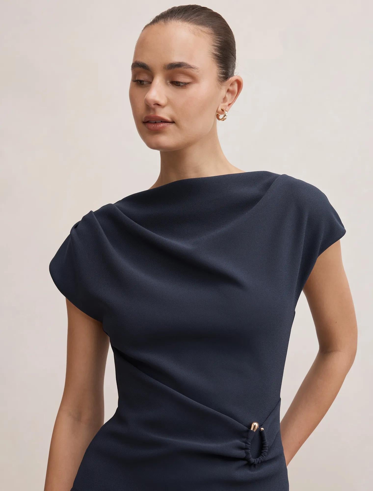 Sophia Metal Aksesuar Detaylı Bluz Lacivert