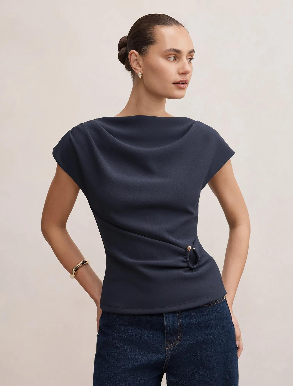 Sophia Metal Aksesuar Detaylı Bluz Lacivert