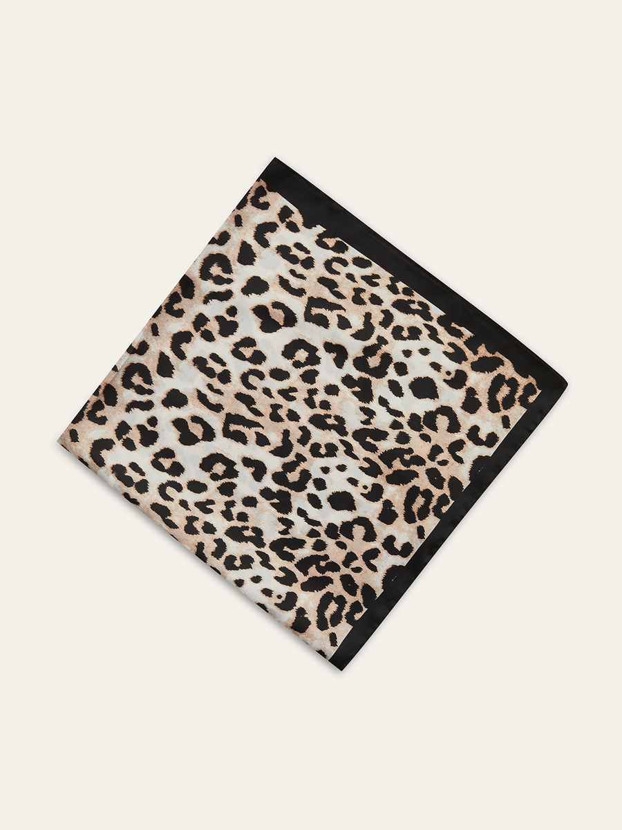 Leopar Desenli Kare Eşarp