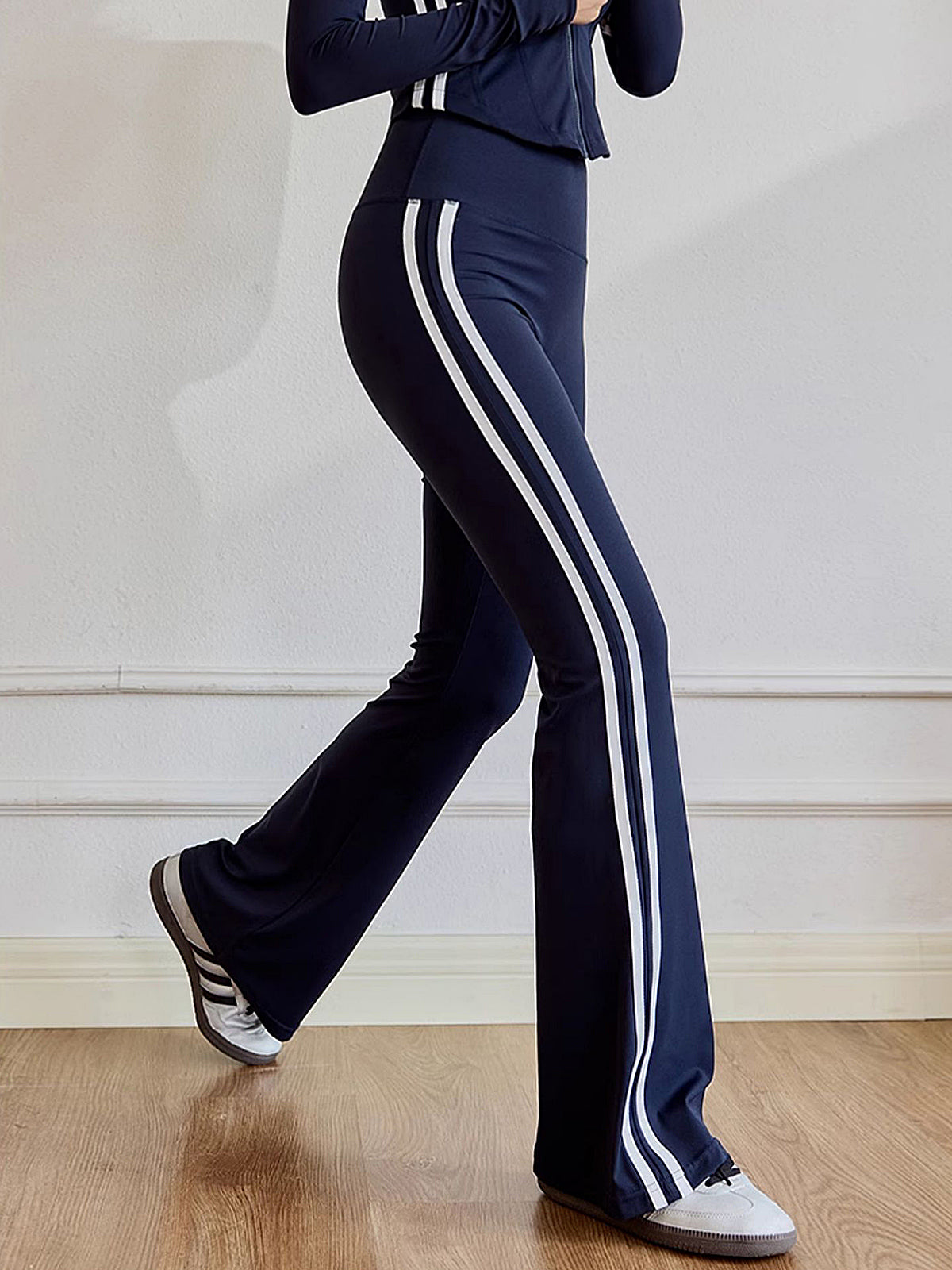 Slim Fit Yan Çizgili Yüksek Bel Pantolon