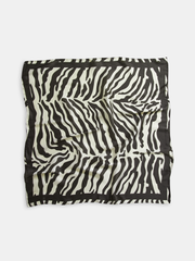 Zebra Desenli Kare Eşarp