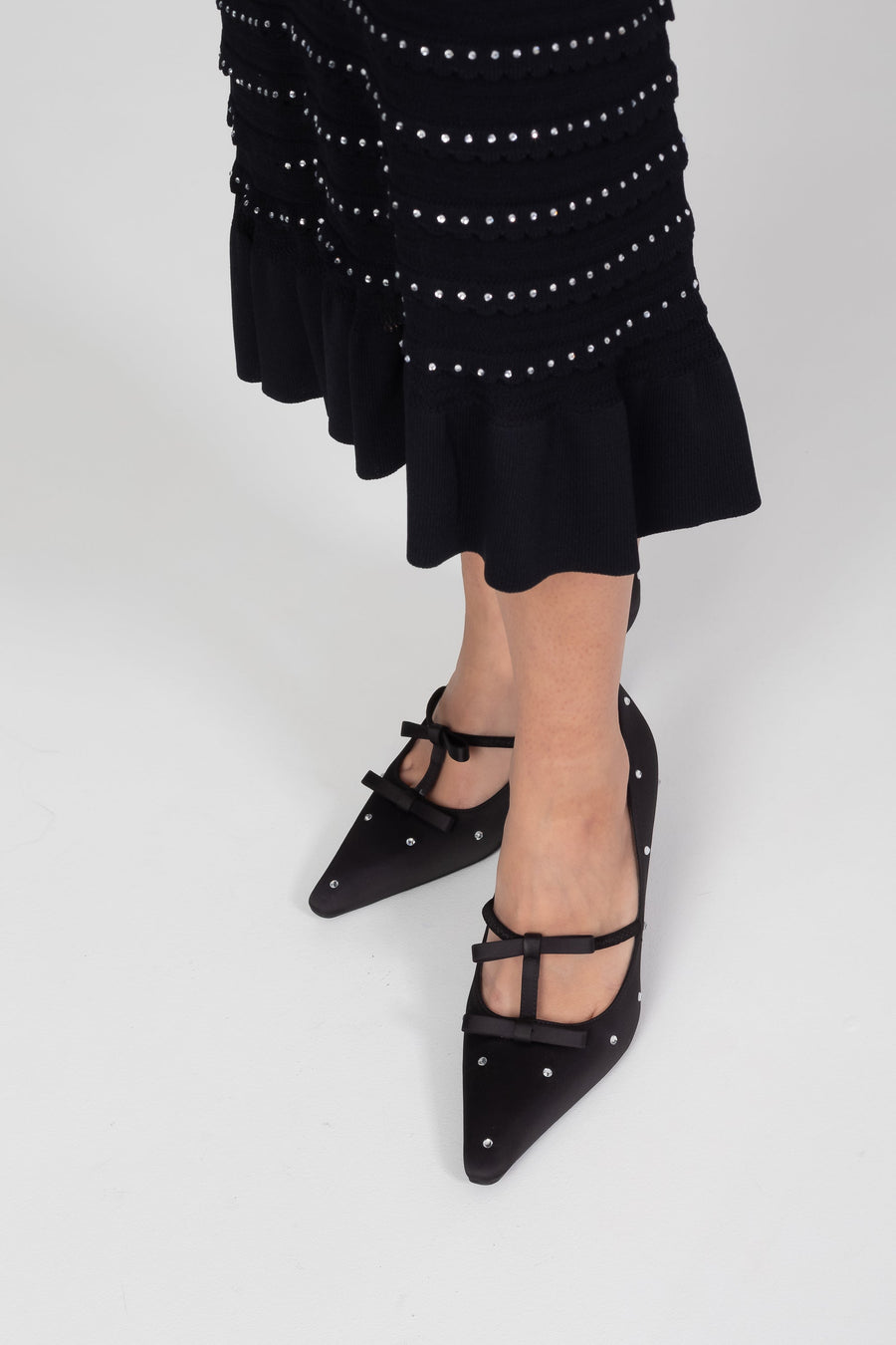 Kristal Studs Detaylı Fiyonk-detay Sivri Burun Stiletto - Siyah