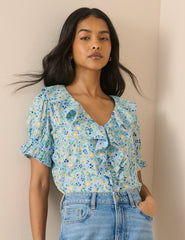Mavi Çiçek Desenli Fırfır Detaylı Bluz