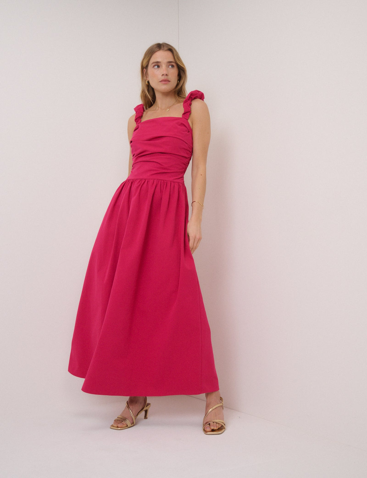 Pembe Düşük Bel Victoria Midi Boy Elbise