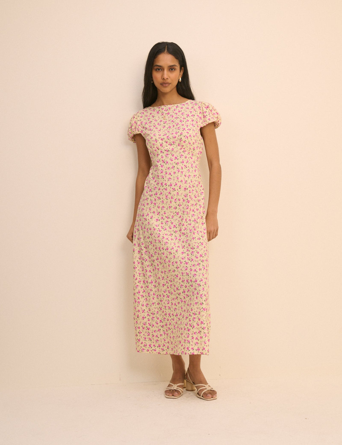 Krem ve Pembe Çiçek Desenli Willow Midi Boy Elbise