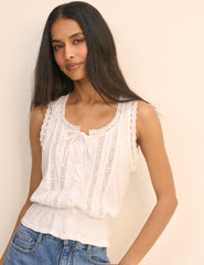 Beyaz Dantel Detaylı Prairie Bluz