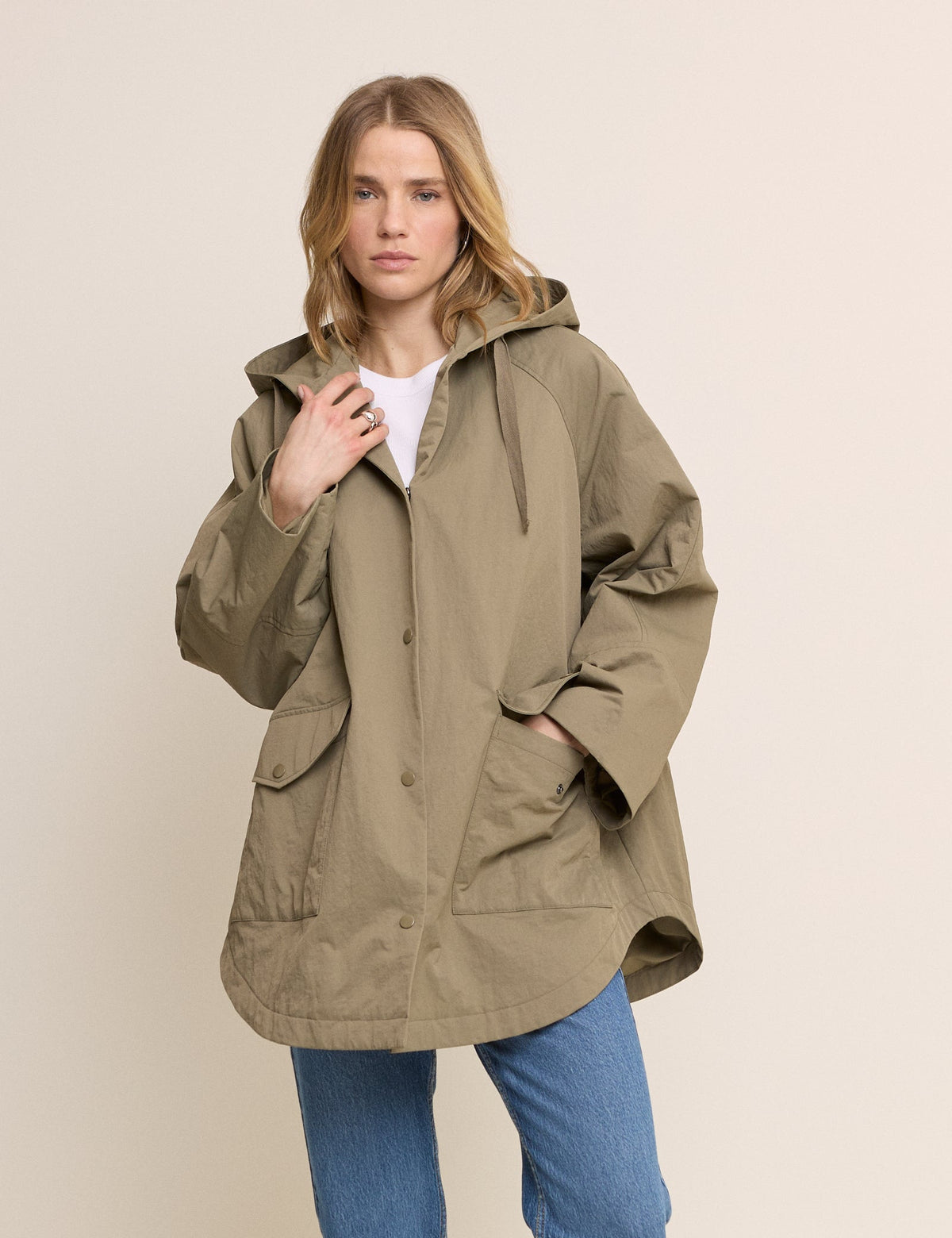 Yeşil Kapüşonlu Parka Ceket