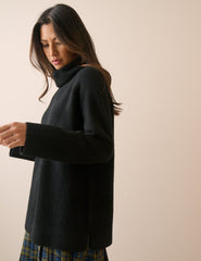 Siyah Balıkçı Yaka Oversize Kazak