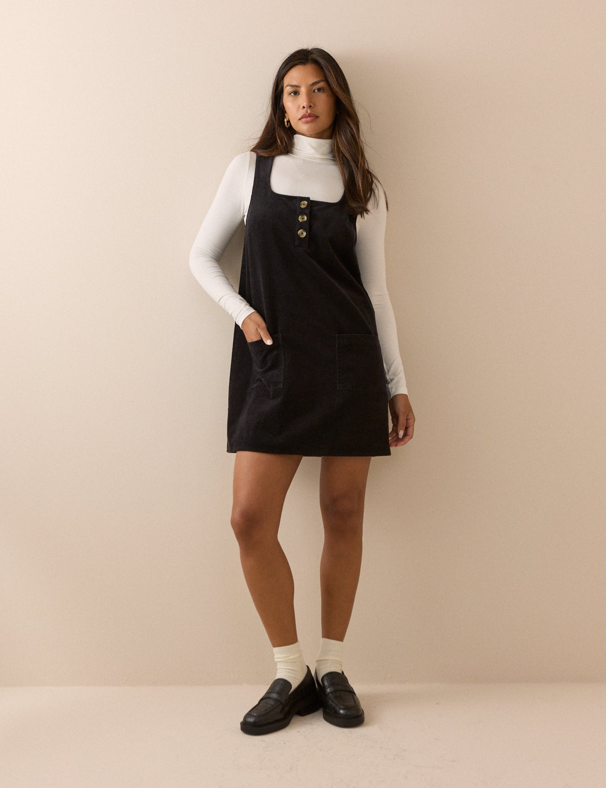 Siyah Fitilli Kadife Lacey Mini Düz Kesim Elbise