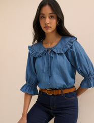 Orta Mavi Denim Çiçek Desenli Kısa Kollu Bluz