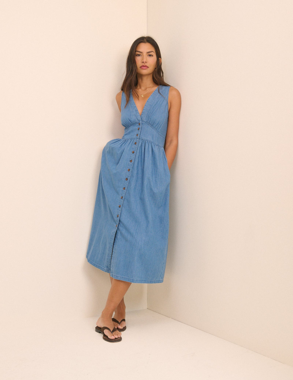 Orta Yıkamalı Mavi Denim Kolsuz Starlight Midi Boy Elbise
