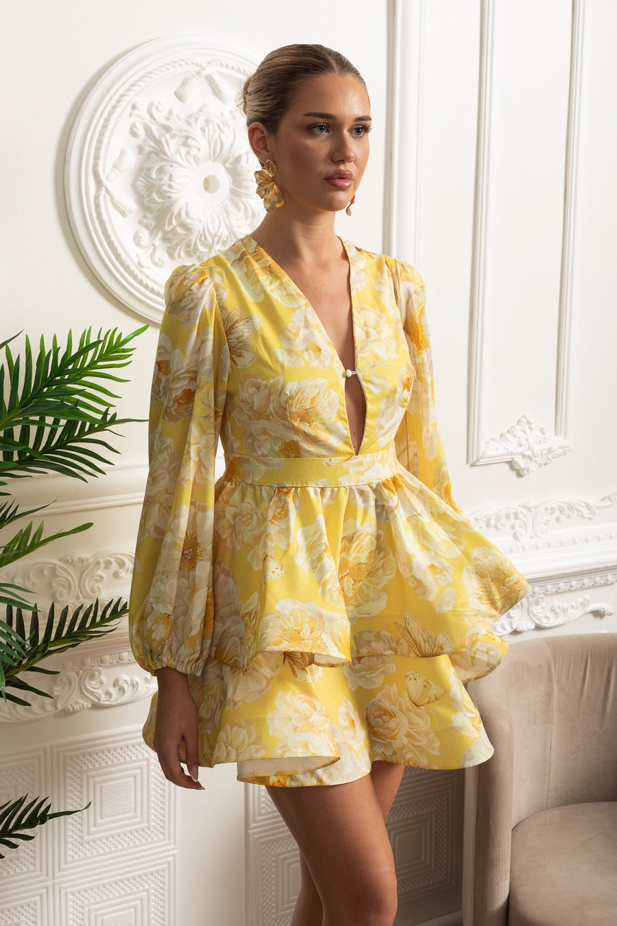 Hacimli Kollar ve Peplum Detay Çiçekli Romantik Mini Elbise - Sarı