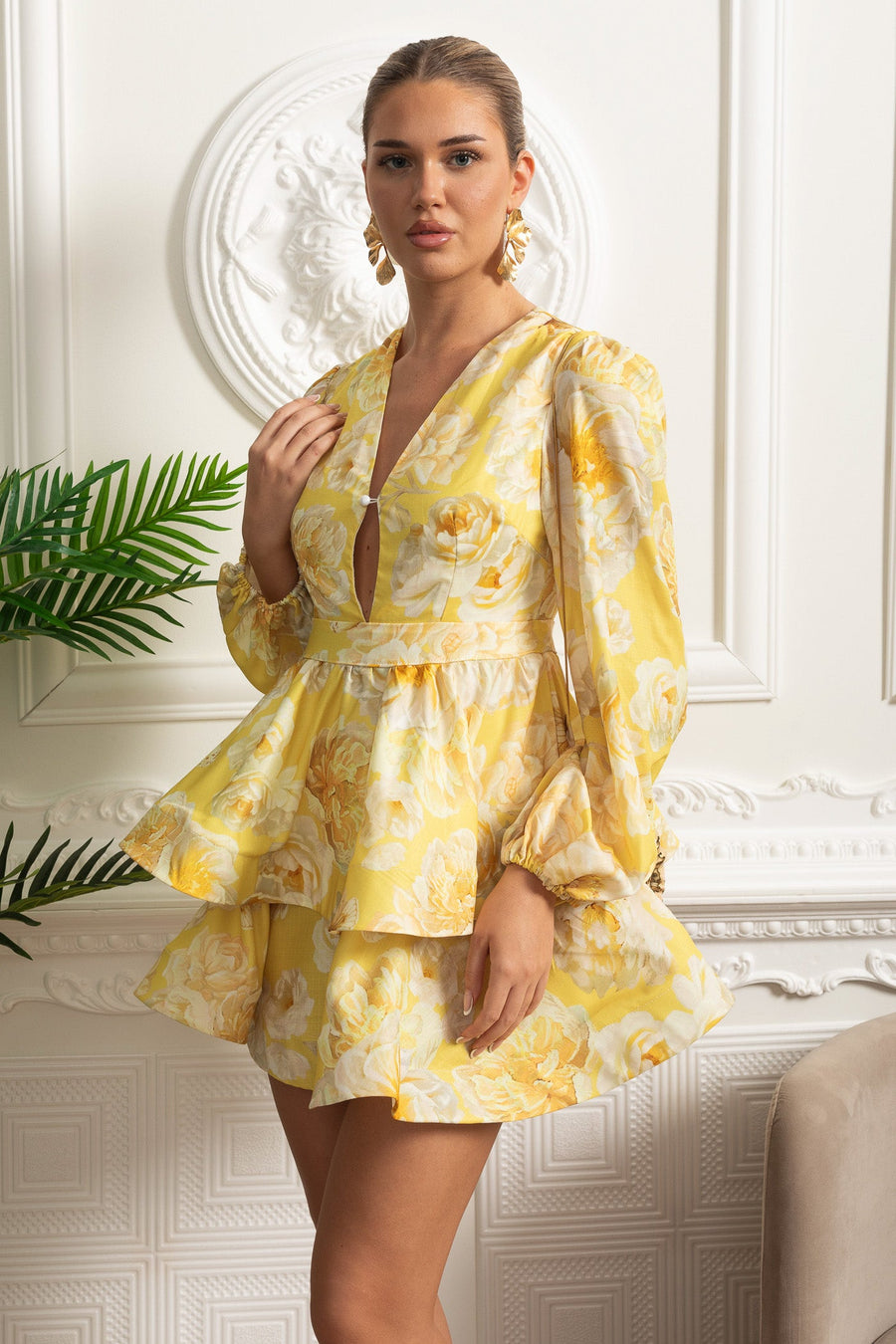 Hacimli Kollar ve Peplum Detay Çiçekli Romantik Mini Elbise - Sarı
