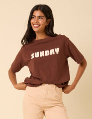 Kahverengi Sunday Baskılı Tişört