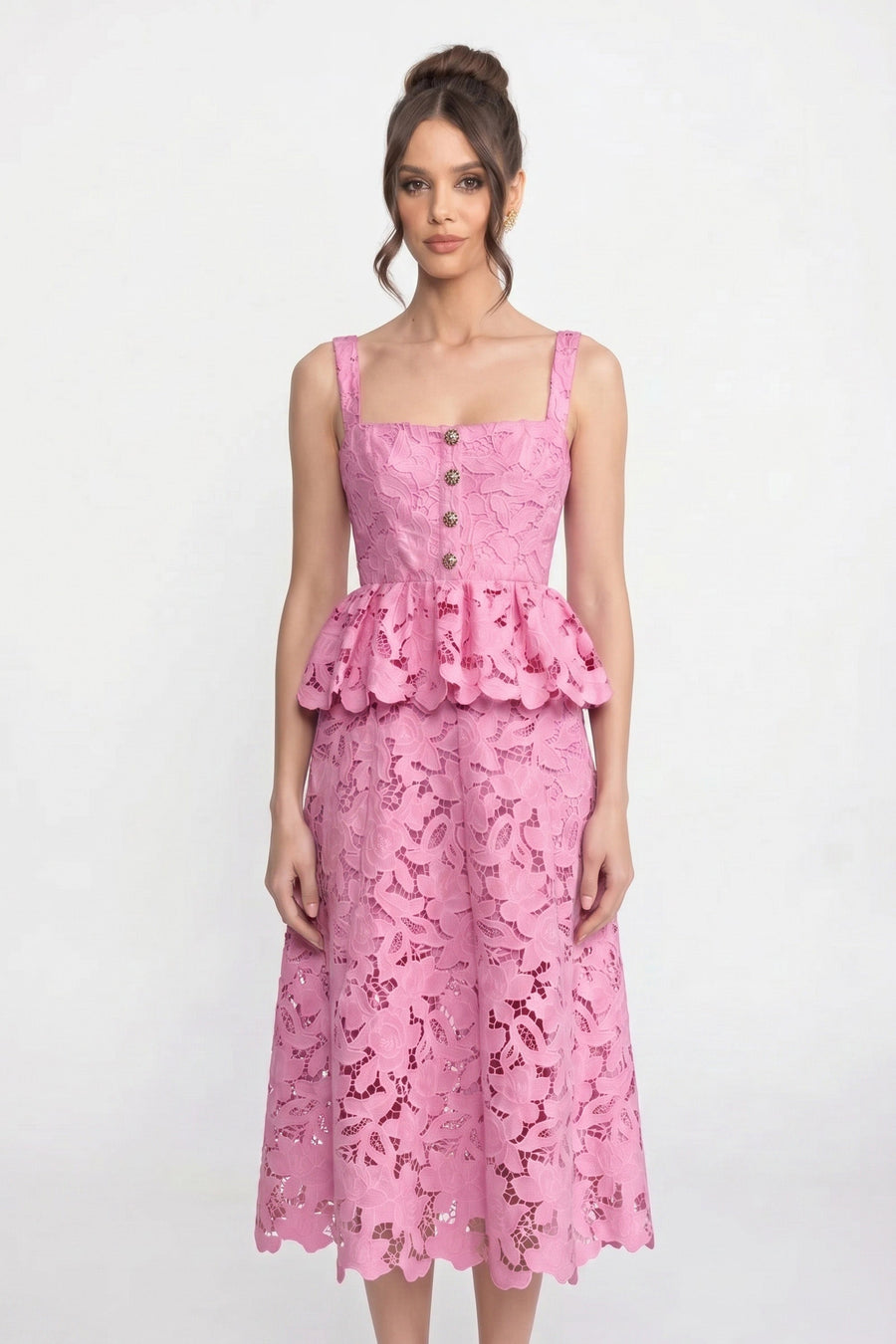 Midi Etek ve Altın Düğmeler Detaylı Kolsuz Dantel Peplum Elbise - Pembe