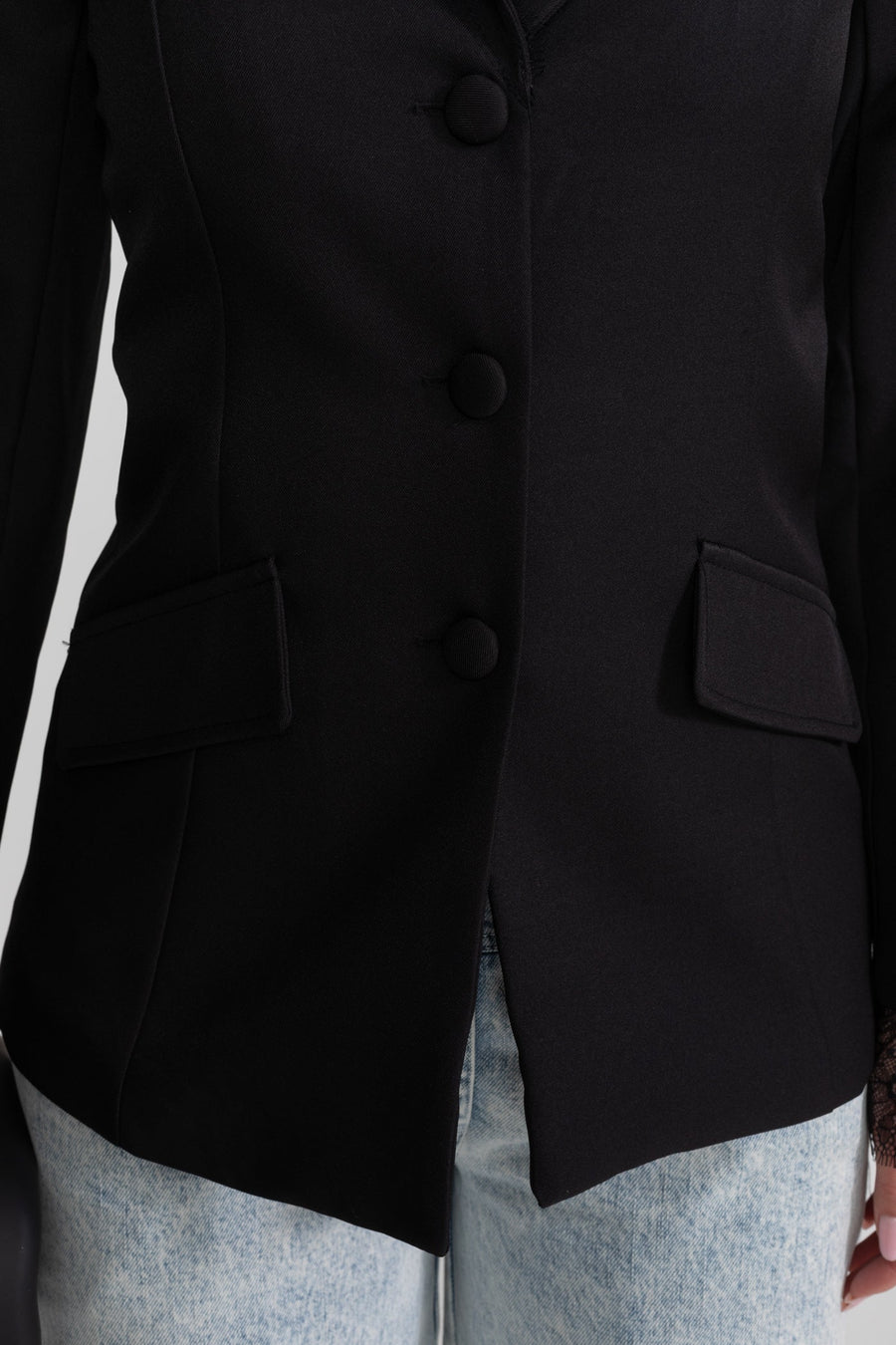 Aynı Ton Düğme Kapama Detaylı Terzi İşi Dantel Şeritli Blazer Ceket - Siyah