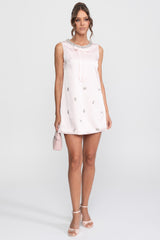 Saten Fiyonk Detaylı Kristal Süslemeli Düz Kesim Mini Elbise - Pembe