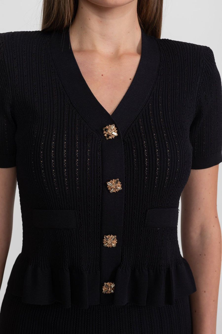 Peplum Bel ve Altın Düğmeler Detaylı Triko Midi Takım - Siyah