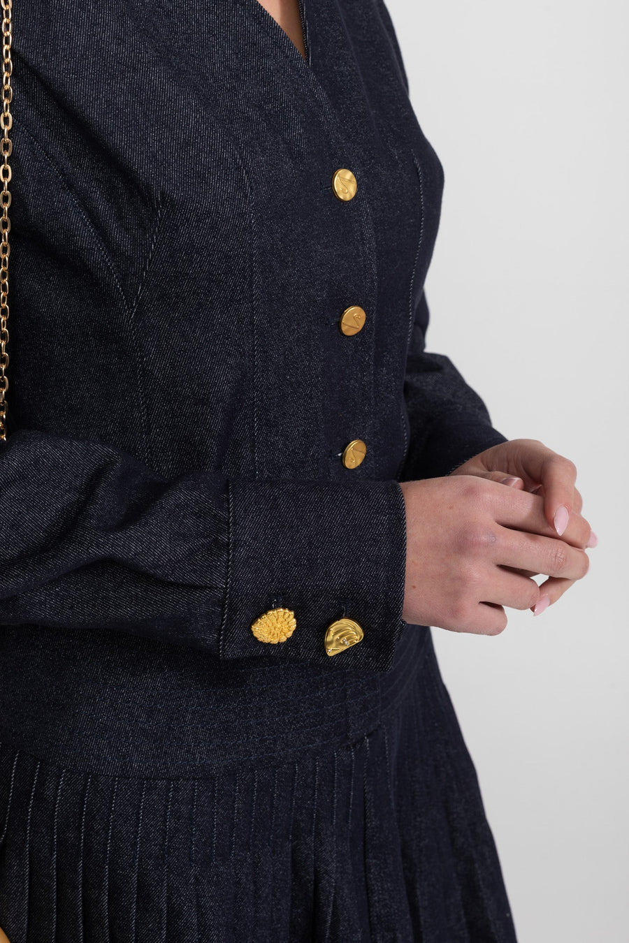 Pileli Etek ve Altın Düğmeler Detaylı Denim Takım - Koyu Mavi