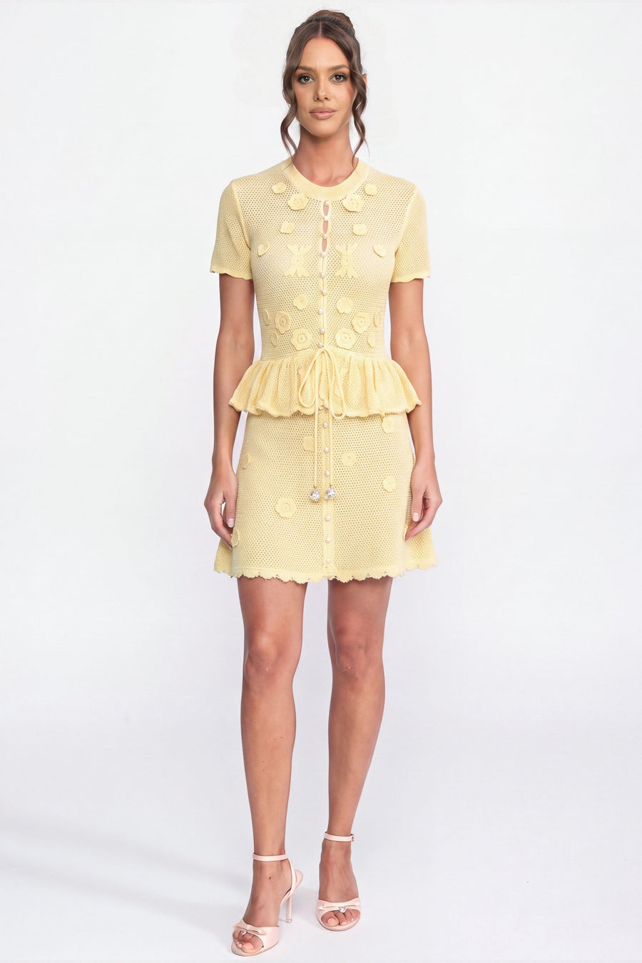 Bağcıklı Bel Detaylı Çiçekli Tığ İşi Peplum Mini Elbise - Sarı